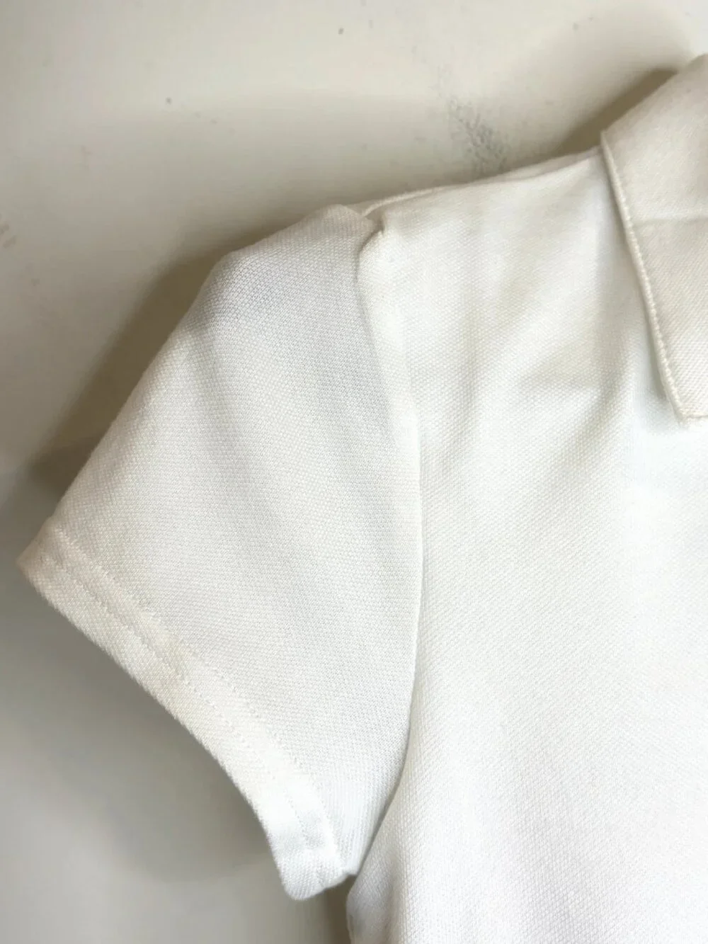 NWT Alo Cropped Prestige Polo Top Sz XS White Built In Bra Preppy Activewear